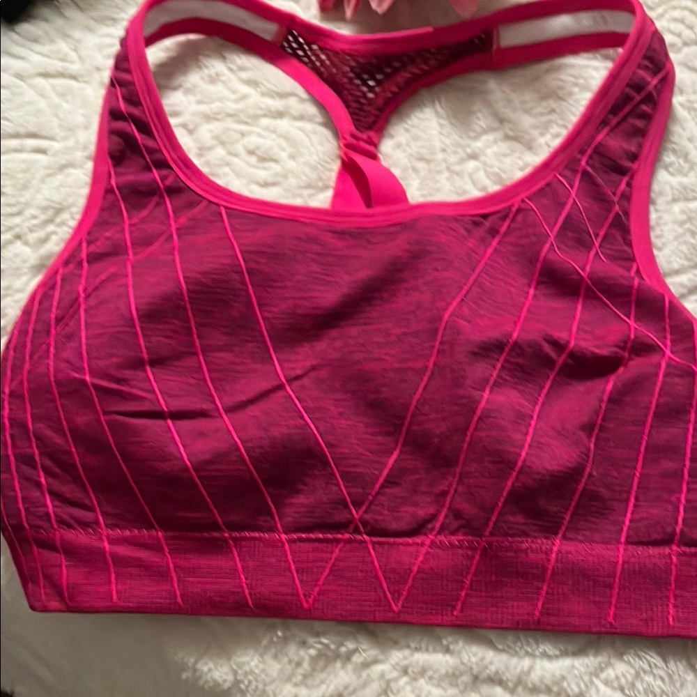 FREE AVIA SPORTS BRA LARGE (12-14)